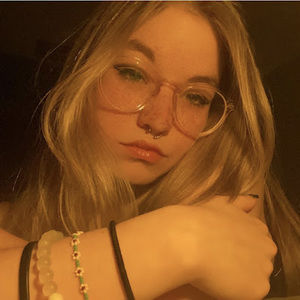 Meet your Posher, Emilie